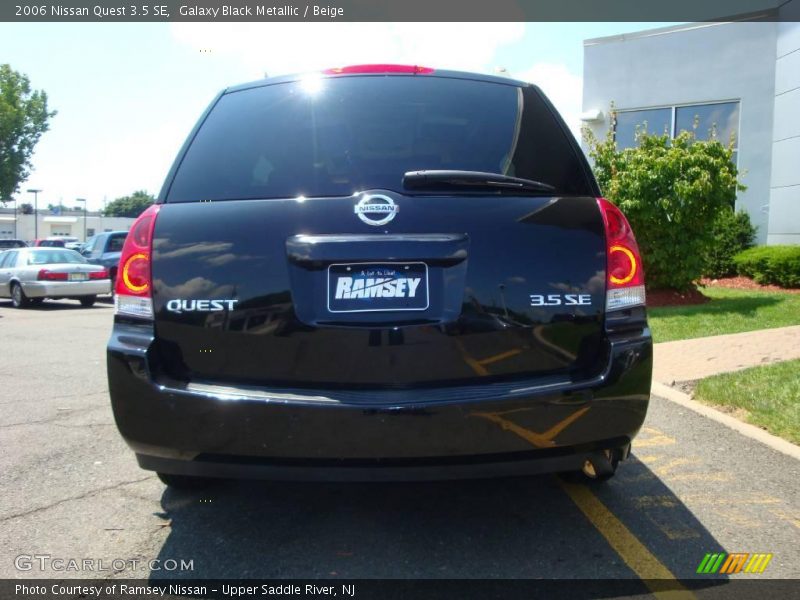 Galaxy Black Metallic / Beige 2006 Nissan Quest 3.5 SE