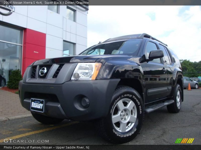 Super Black / Desert/Graphite 2006 Nissan Xterra S 4x4