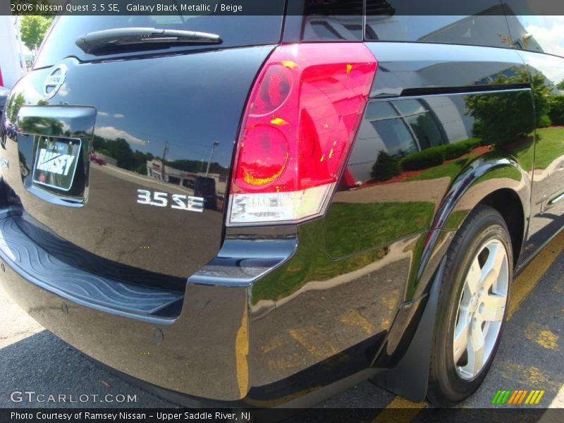 Galaxy Black Metallic / Beige 2006 Nissan Quest 3.5 SE