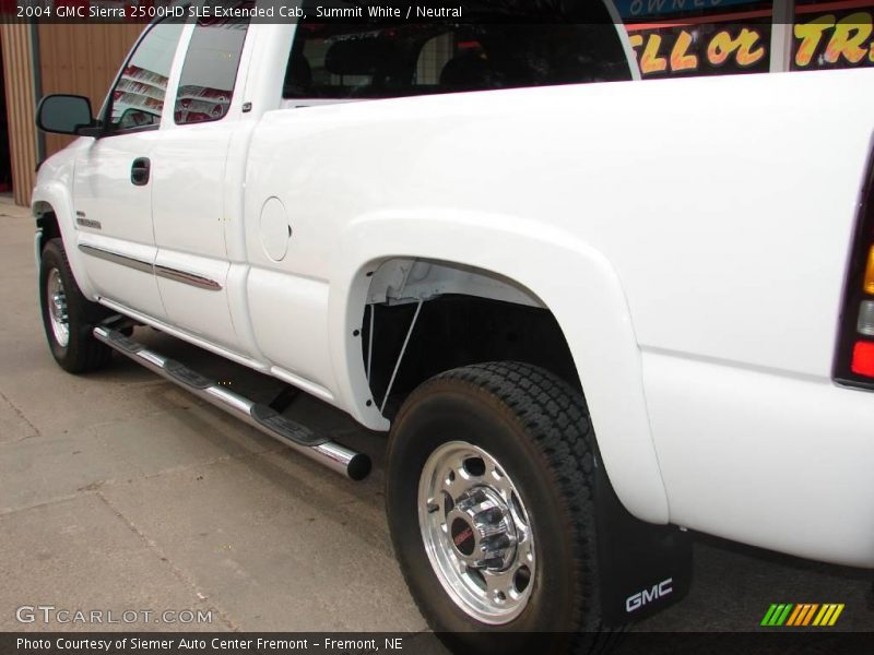 Summit White / Neutral 2004 GMC Sierra 2500HD SLE Extended Cab