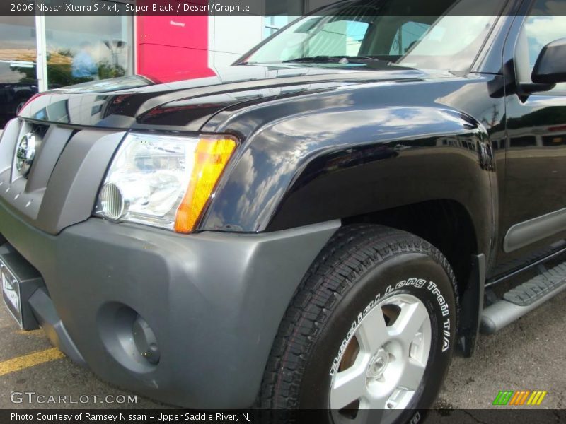 Super Black / Desert/Graphite 2006 Nissan Xterra S 4x4