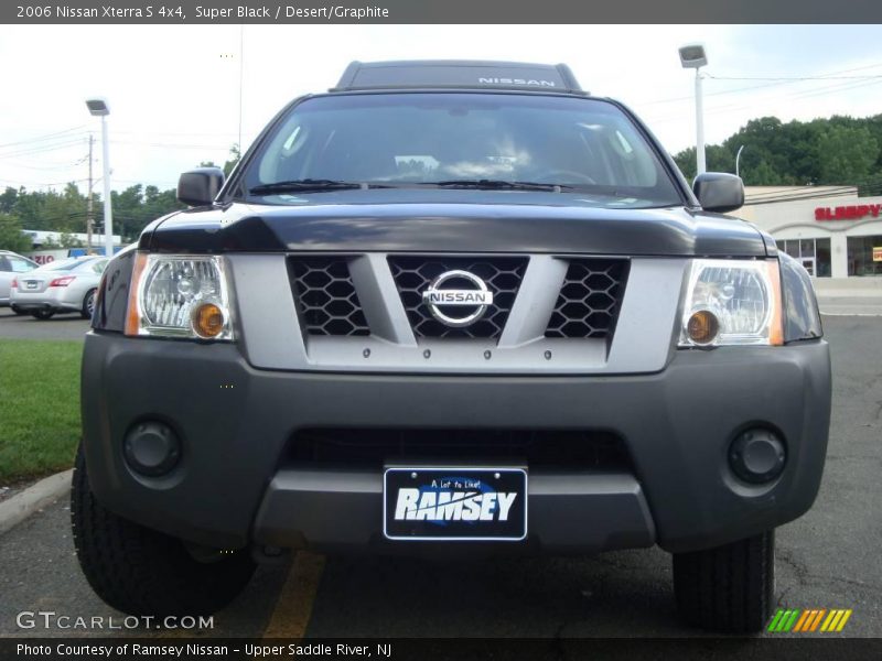 Super Black / Desert/Graphite 2006 Nissan Xterra S 4x4