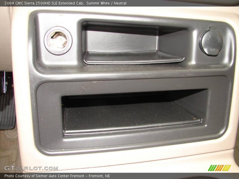 Summit White / Neutral 2004 GMC Sierra 2500HD SLE Extended Cab