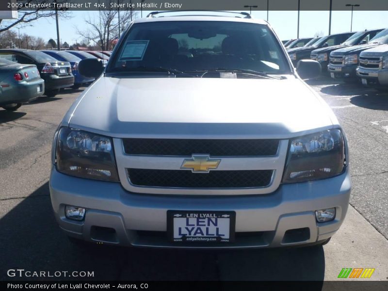 Silver Ice Metallic / Ebony 2009 Chevrolet TrailBlazer LT 4x4