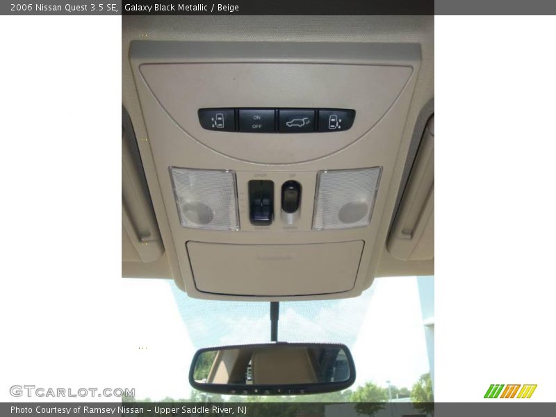 Galaxy Black Metallic / Beige 2006 Nissan Quest 3.5 SE