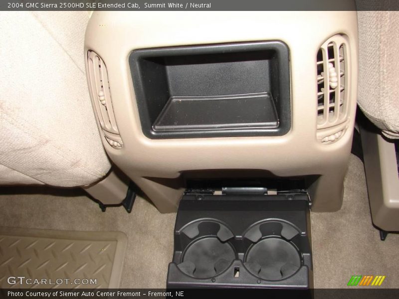 Summit White / Neutral 2004 GMC Sierra 2500HD SLE Extended Cab