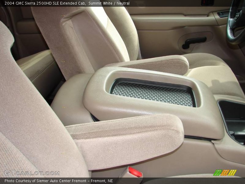 Summit White / Neutral 2004 GMC Sierra 2500HD SLE Extended Cab