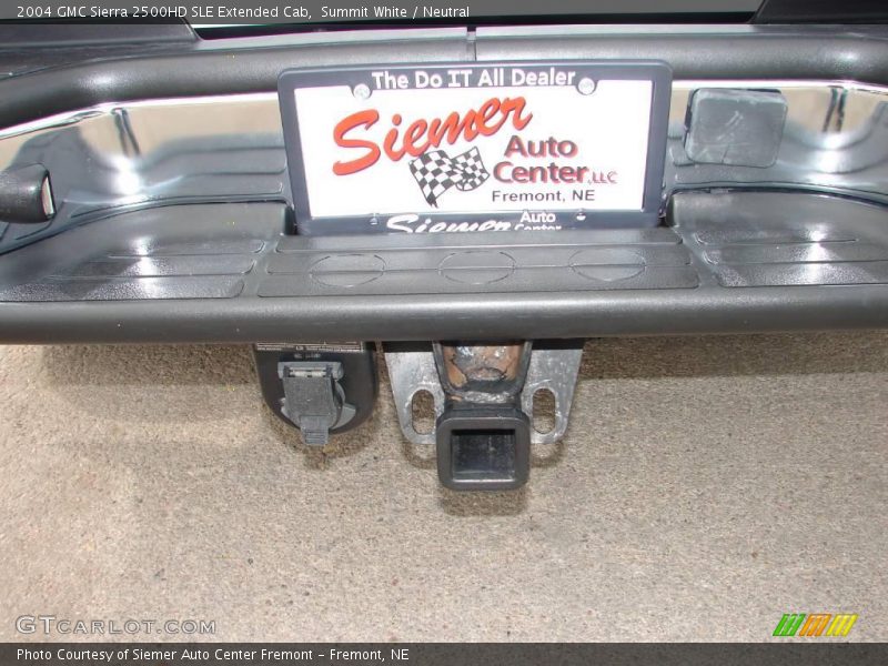 Summit White / Neutral 2004 GMC Sierra 2500HD SLE Extended Cab