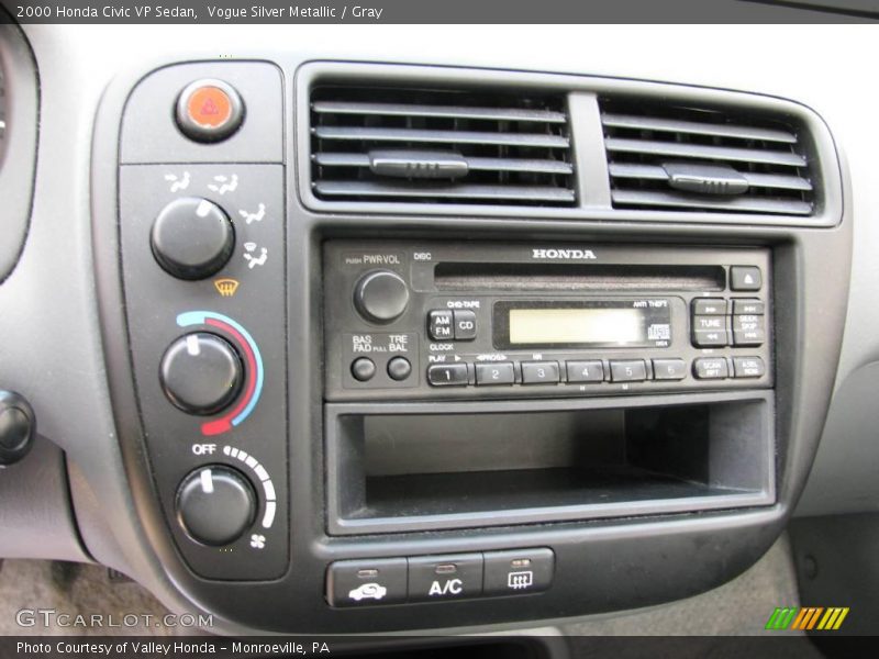 Vogue Silver Metallic / Gray 2000 Honda Civic VP Sedan