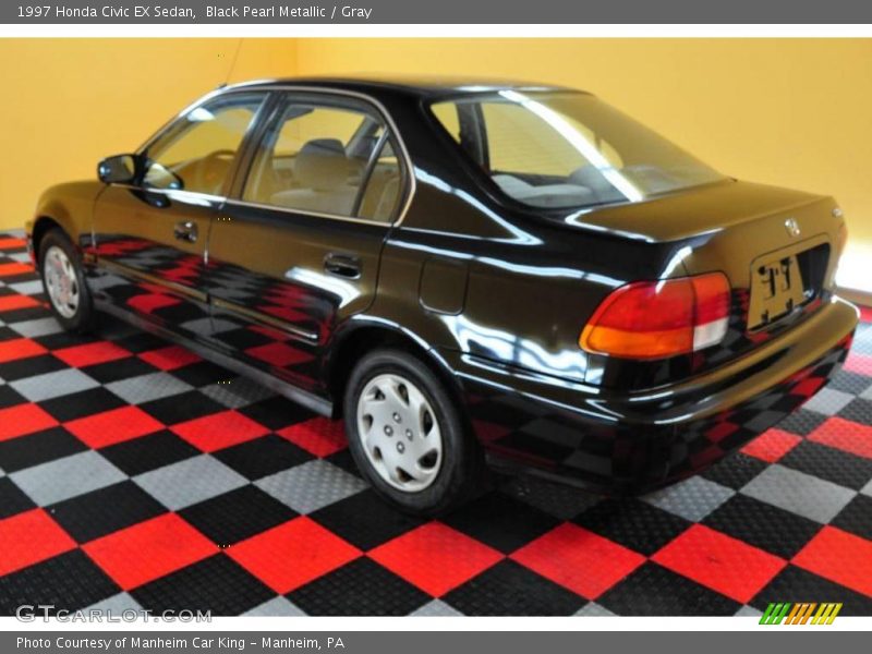 Black Pearl Metallic / Gray 1997 Honda Civic EX Sedan