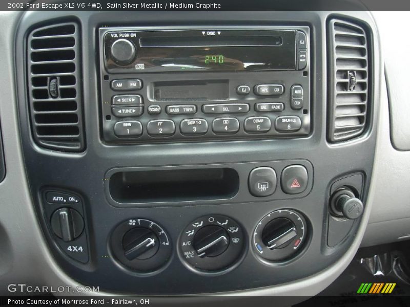 Satin Silver Metallic / Medium Graphite 2002 Ford Escape XLS V6 4WD