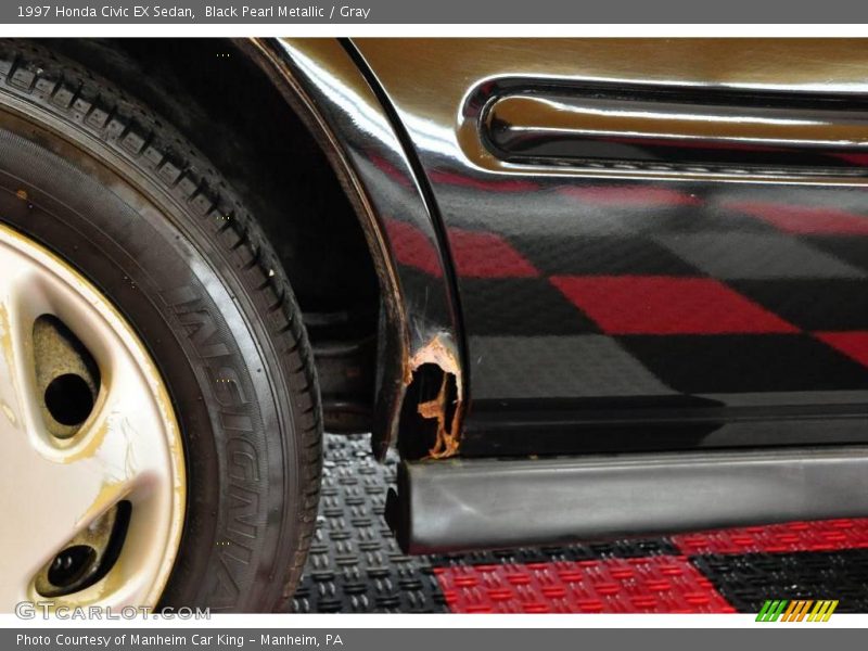 Black Pearl Metallic / Gray 1997 Honda Civic EX Sedan