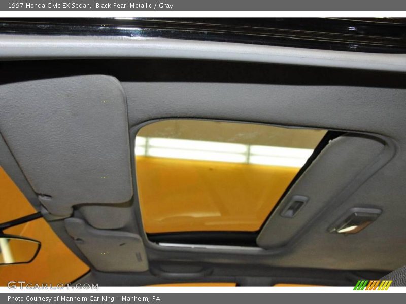 Black Pearl Metallic / Gray 1997 Honda Civic EX Sedan