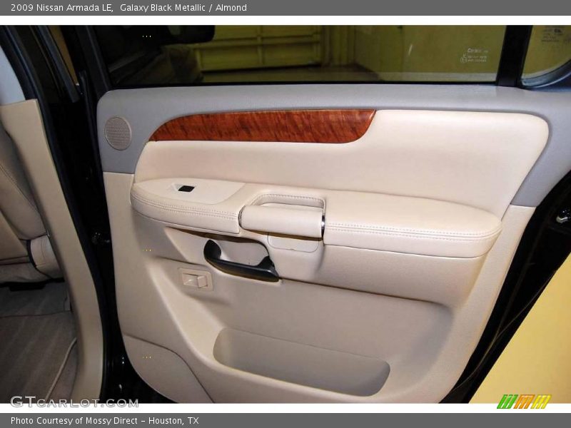 Galaxy Black Metallic / Almond 2009 Nissan Armada LE