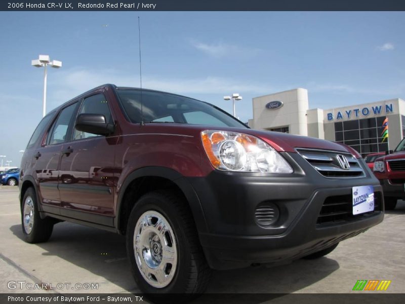 Redondo Red Pearl / Ivory 2006 Honda CR-V LX