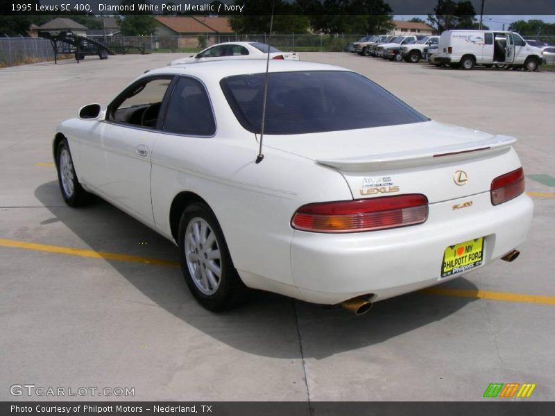 Diamond White Pearl Metallic / Ivory 1995 Lexus SC 400