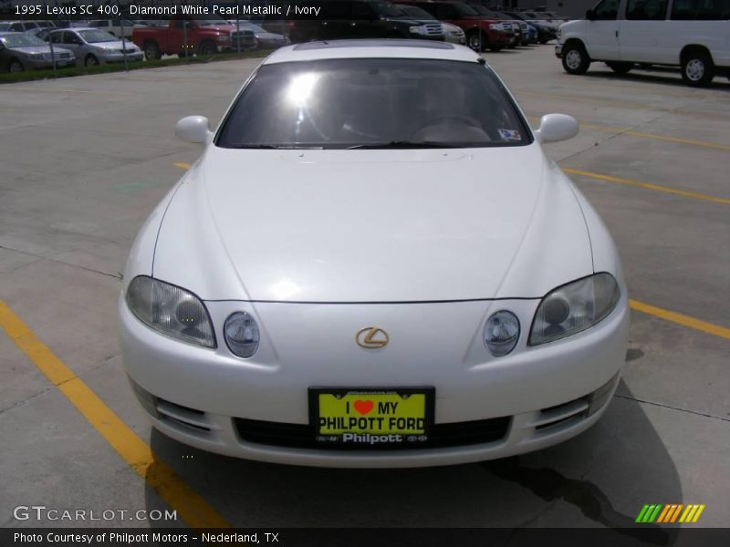 Diamond White Pearl Metallic / Ivory 1995 Lexus SC 400