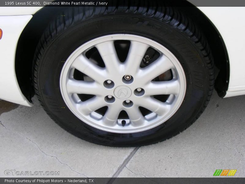 Diamond White Pearl Metallic / Ivory 1995 Lexus SC 400