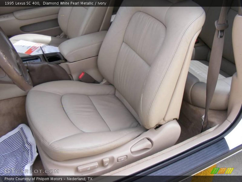 Diamond White Pearl Metallic / Ivory 1995 Lexus SC 400
