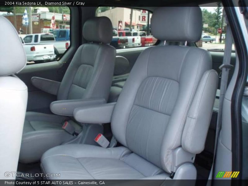 Diamond Silver / Gray 2004 Kia Sedona LX