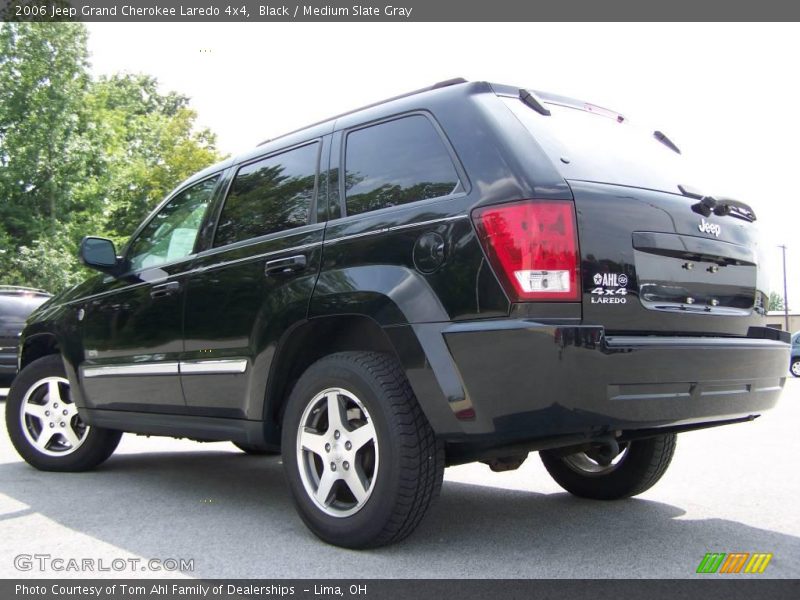 Black / Medium Slate Gray 2006 Jeep Grand Cherokee Laredo 4x4