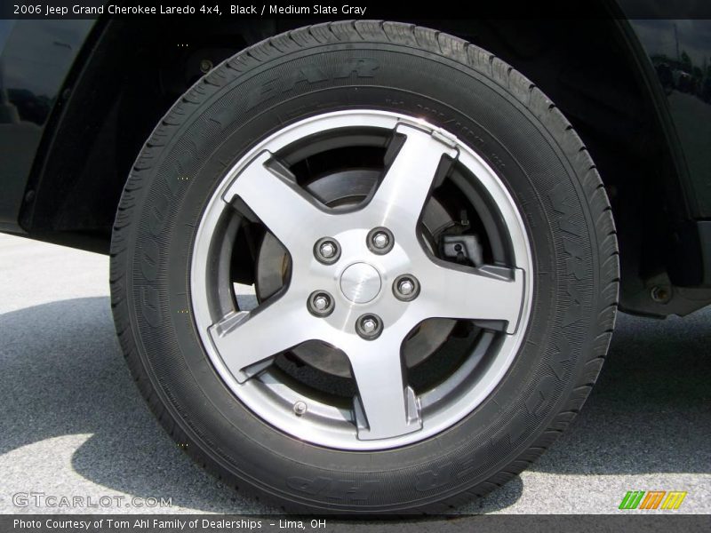 Black / Medium Slate Gray 2006 Jeep Grand Cherokee Laredo 4x4