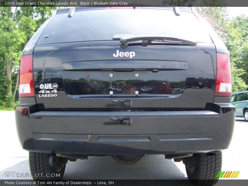 Black / Medium Slate Gray 2006 Jeep Grand Cherokee Laredo 4x4