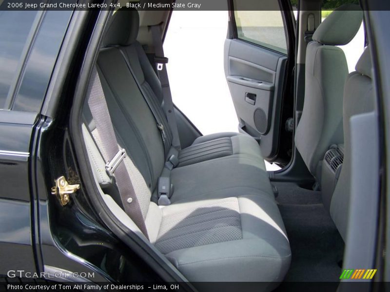 Black / Medium Slate Gray 2006 Jeep Grand Cherokee Laredo 4x4