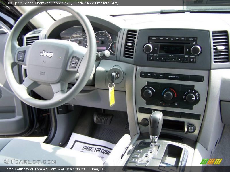 Black / Medium Slate Gray 2006 Jeep Grand Cherokee Laredo 4x4