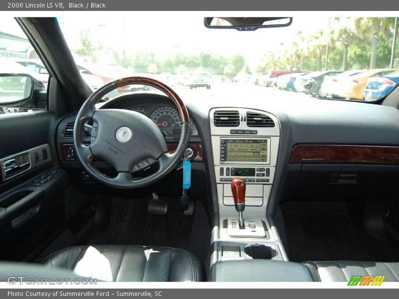 Black / Black 2006 Lincoln LS V8