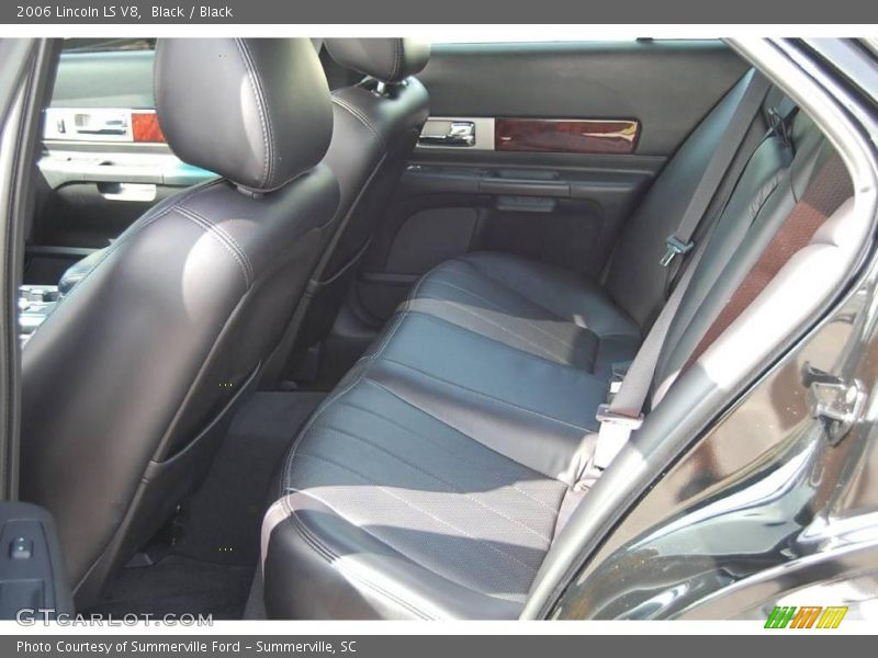 Black / Black 2006 Lincoln LS V8