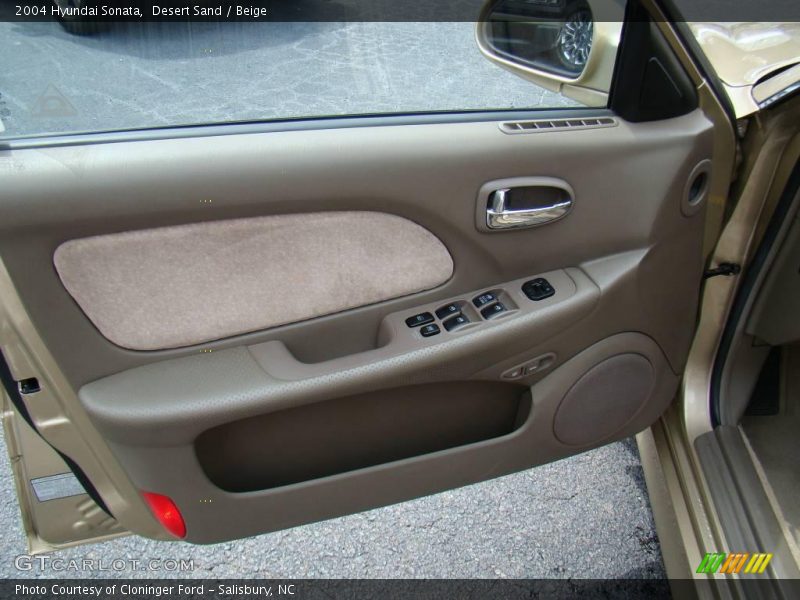 Desert Sand / Beige 2004 Hyundai Sonata