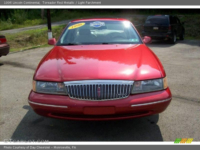 Toreador Red Metallic / Light Parchment 1996 Lincoln Continental