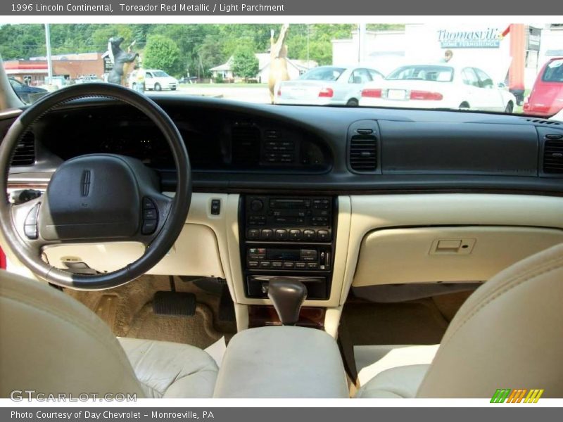 Toreador Red Metallic / Light Parchment 1996 Lincoln Continental