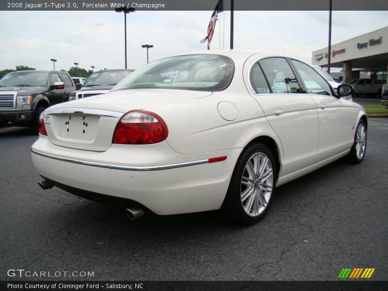 Porcelain White / Champagne 2008 Jaguar S-Type 3.0