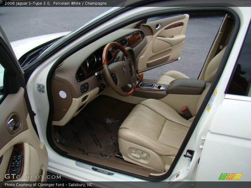 Porcelain White / Champagne 2008 Jaguar S-Type 3.0