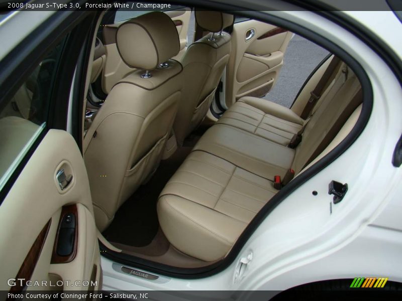Porcelain White / Champagne 2008 Jaguar S-Type 3.0