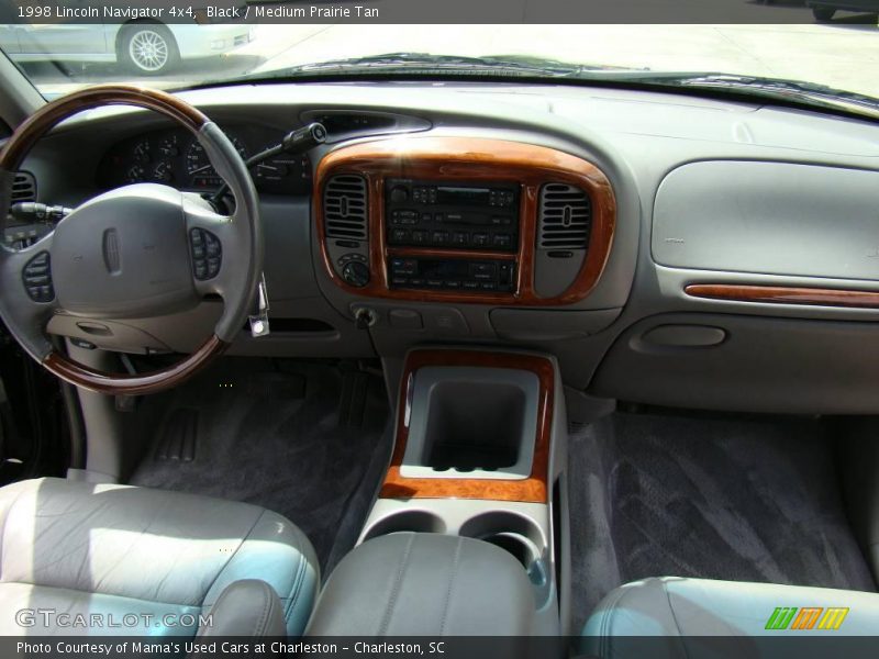 Black / Medium Prairie Tan 1998 Lincoln Navigator 4x4