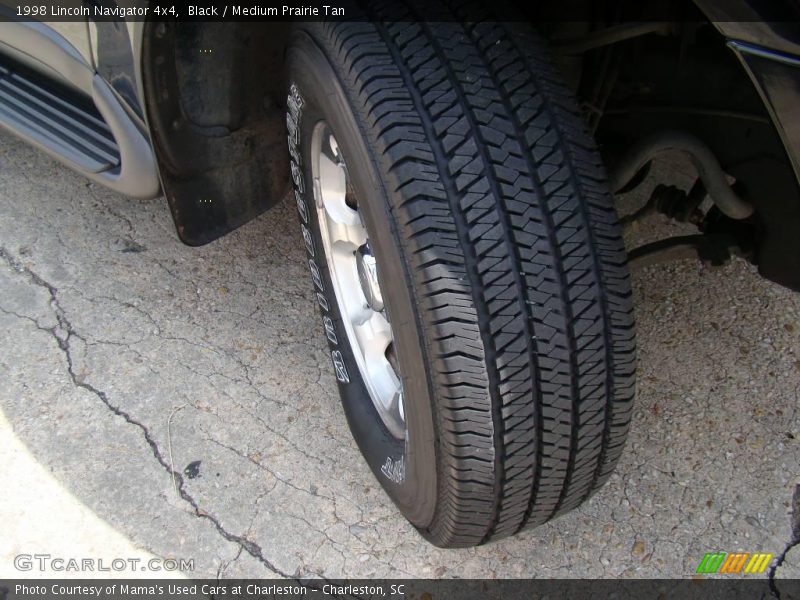 Black / Medium Prairie Tan 1998 Lincoln Navigator 4x4
