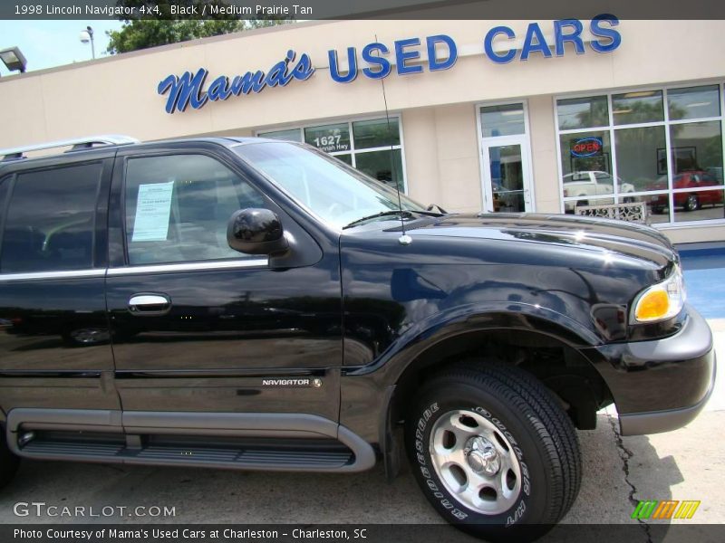 Black / Medium Prairie Tan 1998 Lincoln Navigator 4x4
