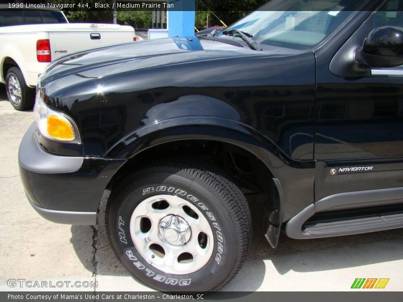 Black / Medium Prairie Tan 1998 Lincoln Navigator 4x4