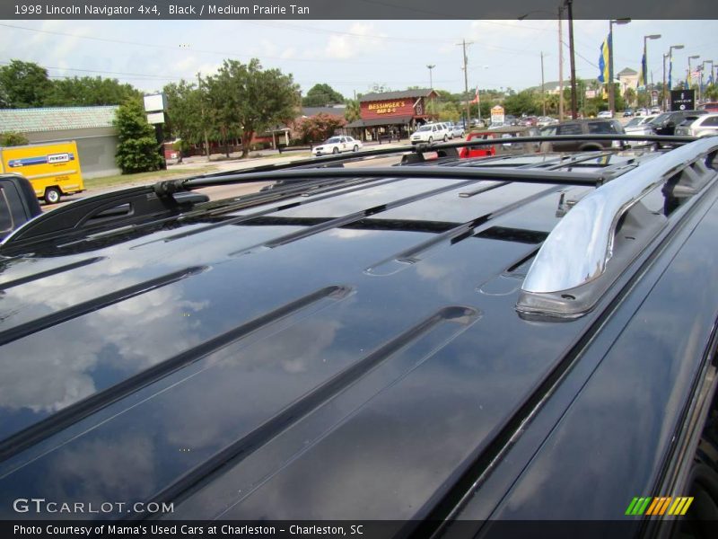 Black / Medium Prairie Tan 1998 Lincoln Navigator 4x4
