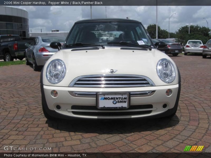 Pepper White / Black/Panther Black 2006 Mini Cooper Hardtop