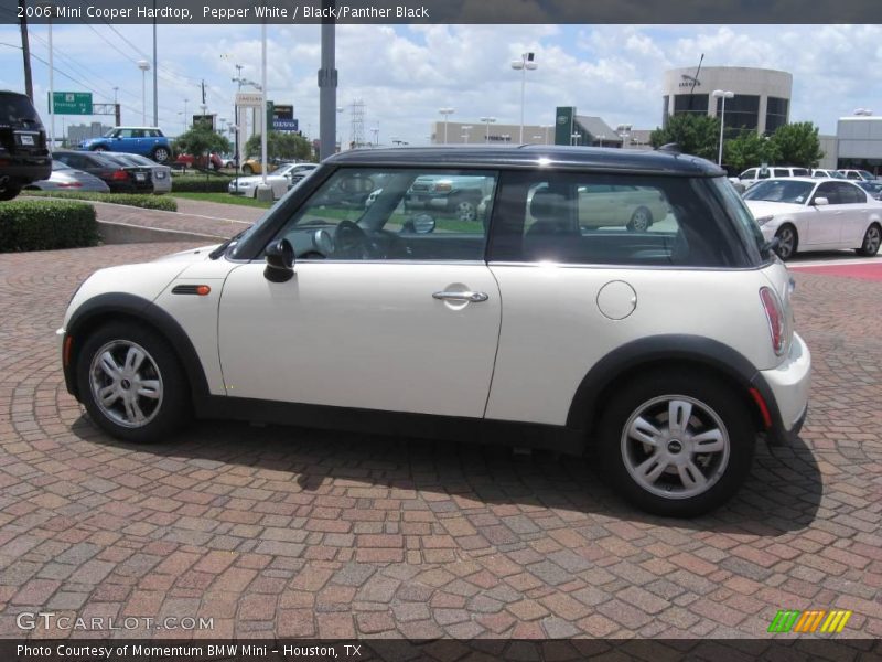 Pepper White / Black/Panther Black 2006 Mini Cooper Hardtop