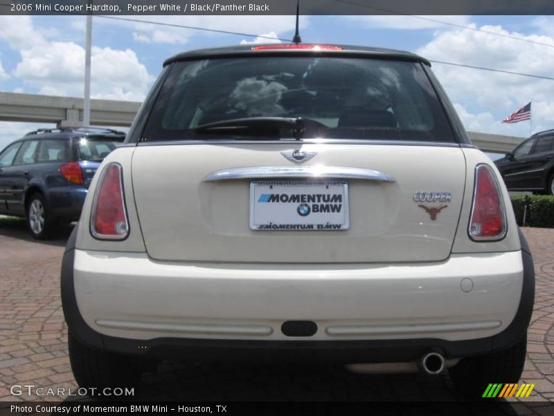 Pepper White / Black/Panther Black 2006 Mini Cooper Hardtop
