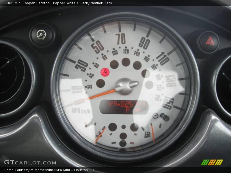 Pepper White / Black/Panther Black 2006 Mini Cooper Hardtop