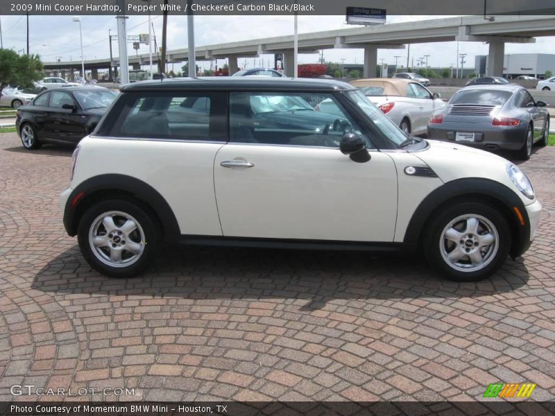 Pepper White / Checkered Carbon Black/Black 2009 Mini Cooper Hardtop