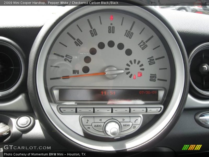 Pepper White / Checkered Carbon Black/Black 2009 Mini Cooper Hardtop