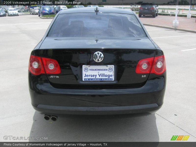 Black / Pure Beige 2006 Volkswagen Jetta 2.5 Sedan