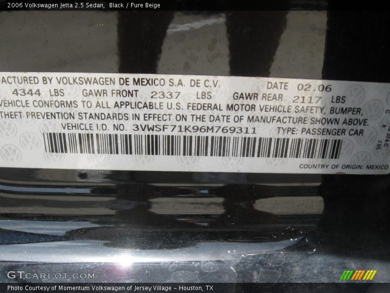 Black / Pure Beige 2006 Volkswagen Jetta 2.5 Sedan